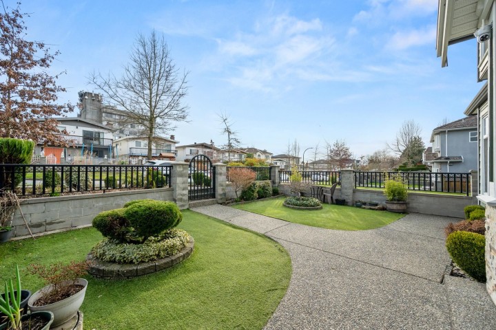 Photo 38 at 2643 E 8th Avenue, Renfrew VE, Vancouver East