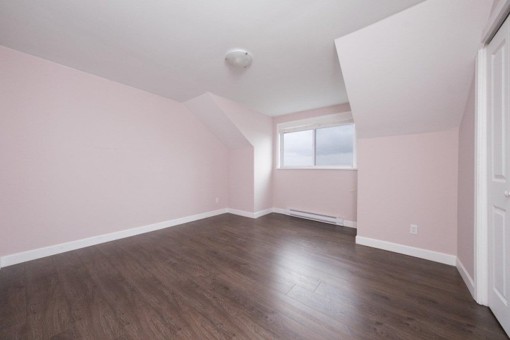 Photo 23 at 1805 Rosebery Avenue, Queens, West Vancouver