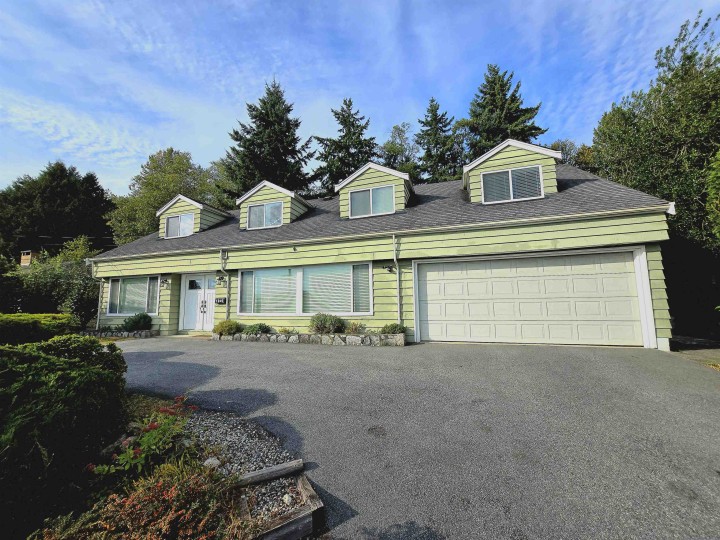 Photo 1 at 1805 Rosebery Avenue, Queens, West Vancouver
