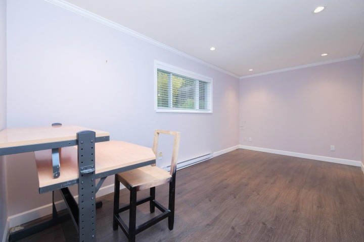 Photo 19 at 1805 Rosebery Avenue, Queens, West Vancouver