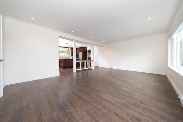 Photo 8 at 1805 Rosebery Avenue, Queens, West Vancouver