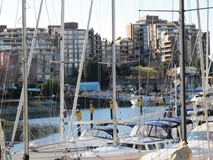 Photo 27 at 607 - 1450 Pennyfarthing Drive, False Creek, Vancouver West