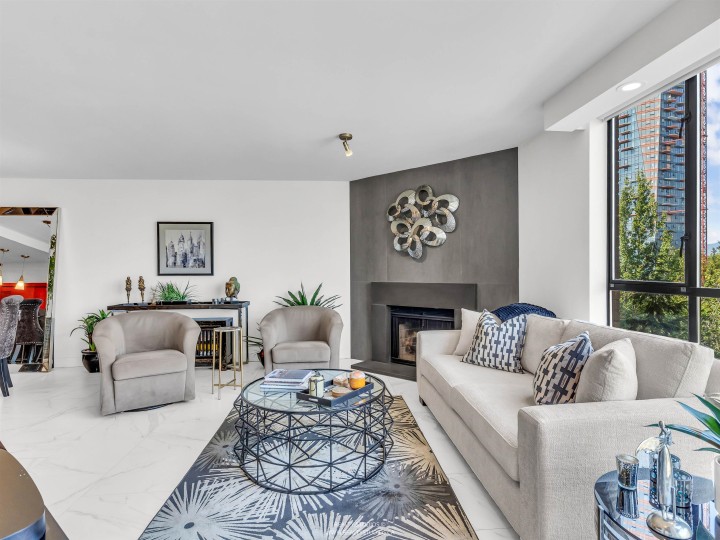 Photo 7 at 607 - 1450 Pennyfarthing Drive, False Creek, Vancouver West