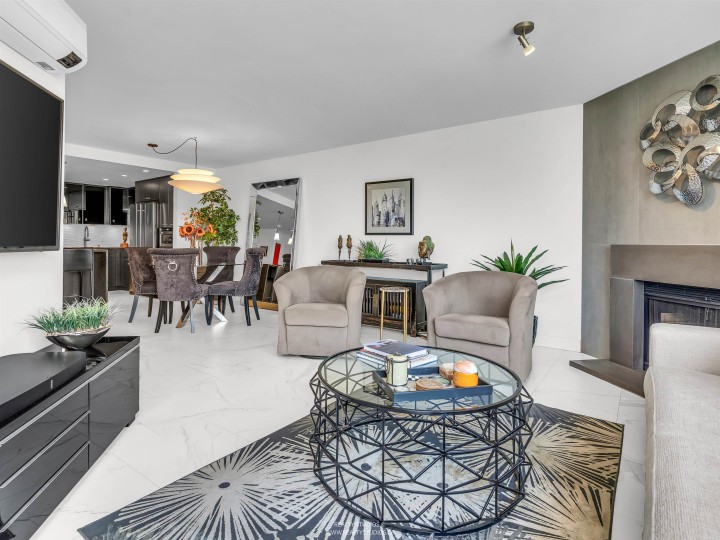 Photo 5 at 607 - 1450 Pennyfarthing Drive, False Creek, Vancouver West