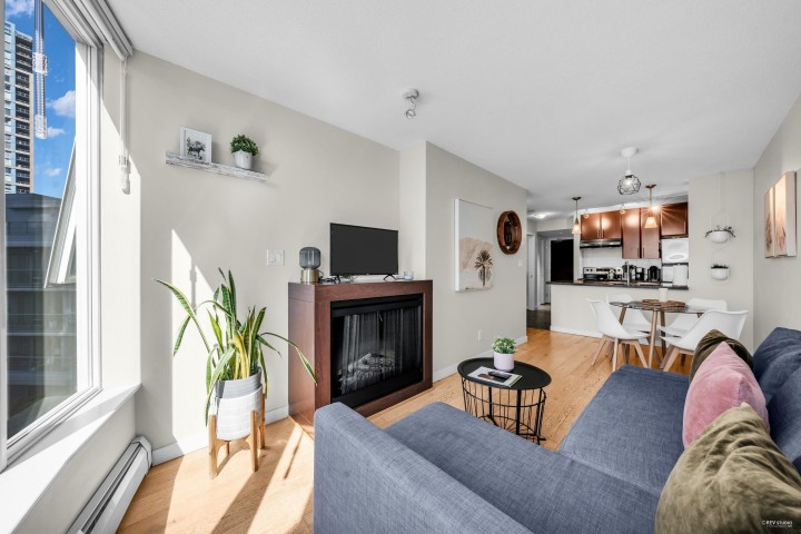 Photo 6 at 703 - 58 Keefer Place, Downtown VW, Vancouver West