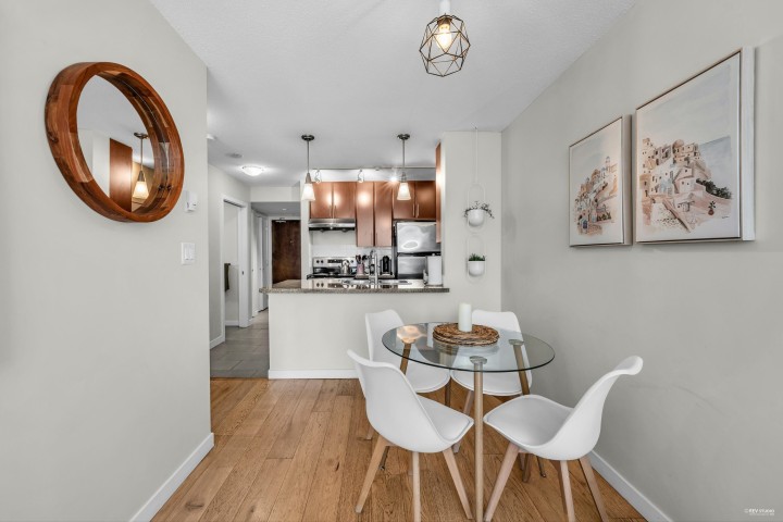 Photo 10 at 703 - 58 Keefer Place, Downtown VW, Vancouver West