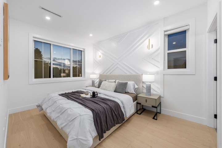 Photo 18 at 2 - 4855 Dumfries Street, Knight, Vancouver East