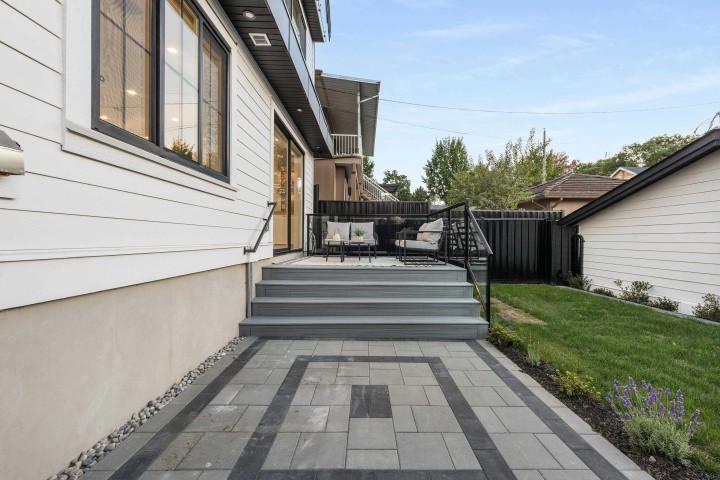 Photo 25 at 2 - 4855 Dumfries Street, Knight, Vancouver East