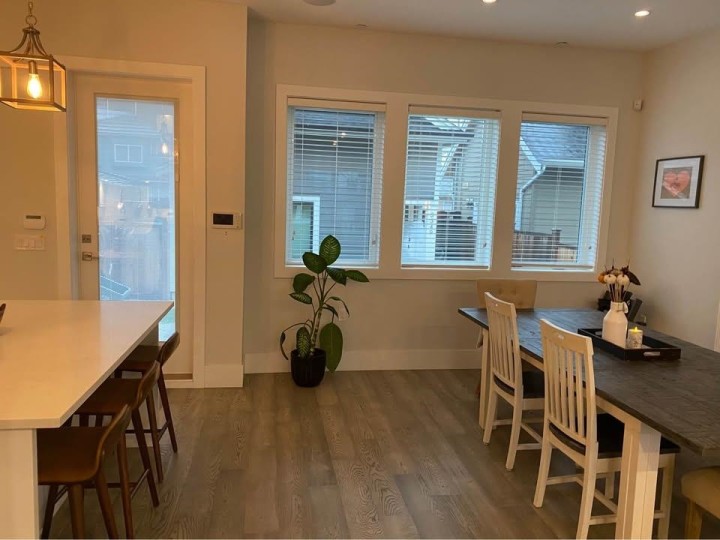 Photo 4 at 3345 Parker Street, Renfrew VE, Vancouver East