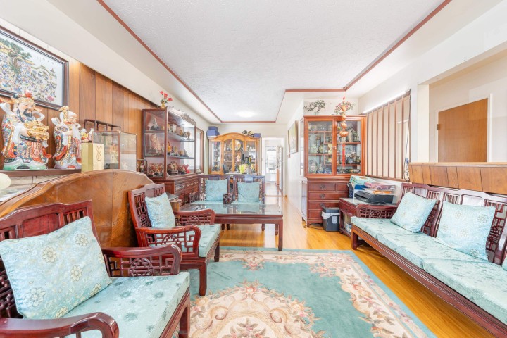 Photo 6 at 1465 E 49th Avenue, Knight, Vancouver East