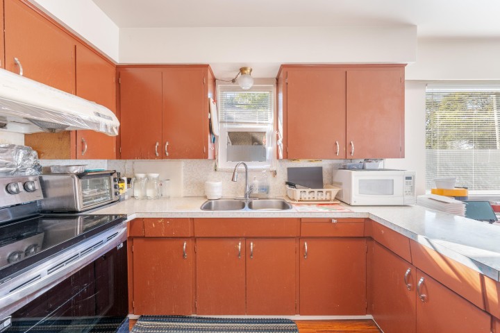 Photo 12 at 1465 E 49th Avenue, Knight, Vancouver East