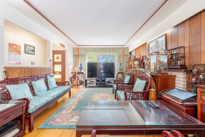 Photo 7 at 1465 E 49th Avenue, Knight, Vancouver East