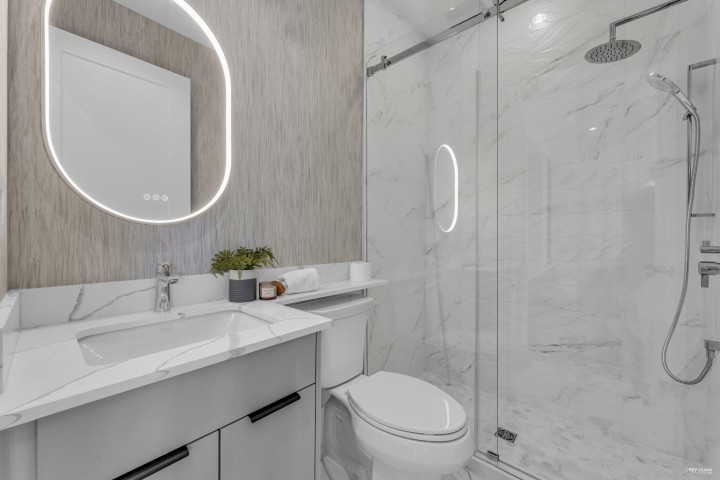 Photo 17 at 8420 Wiltshire Street, S.W. Marine, Vancouver West