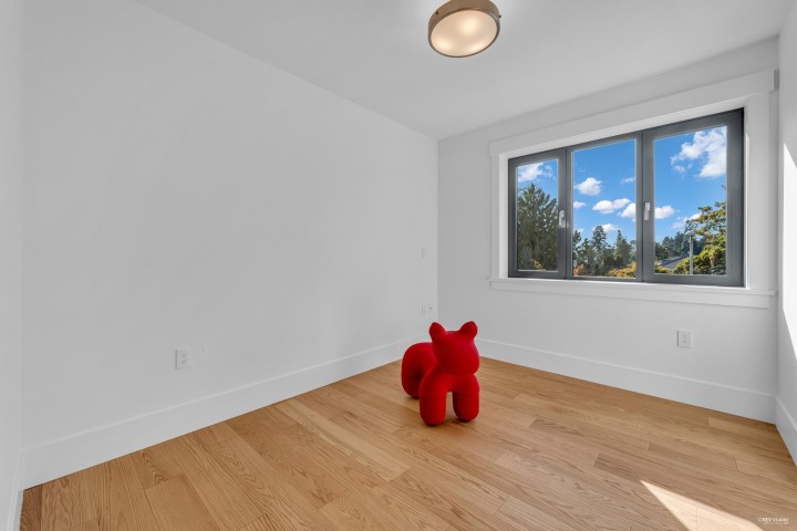 Photo 16 at 8420 Wiltshire Street, S.W. Marine, Vancouver West