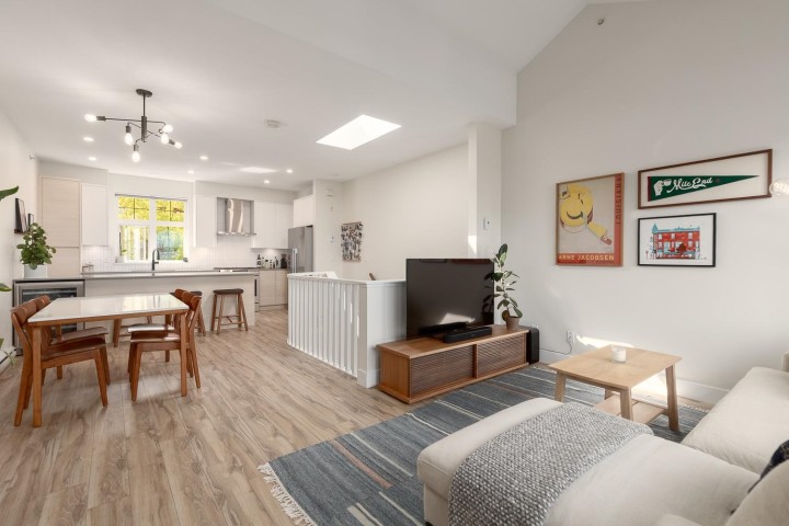 Photo 2 at 2272 St. George Street, Mount Pleasant VE, Vancouver East