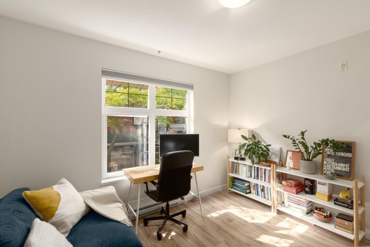 Photo 16 at 2272 St. George Street, Mount Pleasant VE, Vancouver East