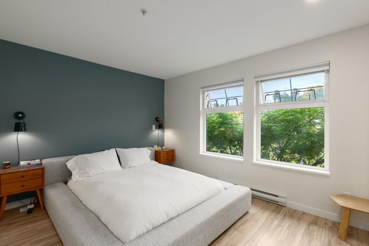 Photo 12 at 2272 St. George Street, Mount Pleasant VE, Vancouver East