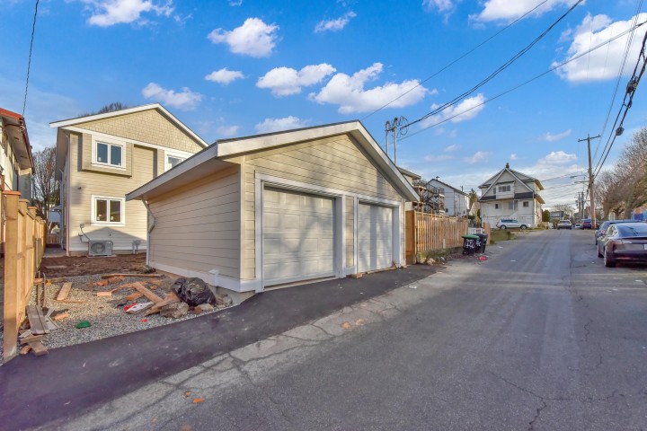 Photo 17 at 1 - 1436 E 1st Avenue, Grandview Woodland, Vancouver East