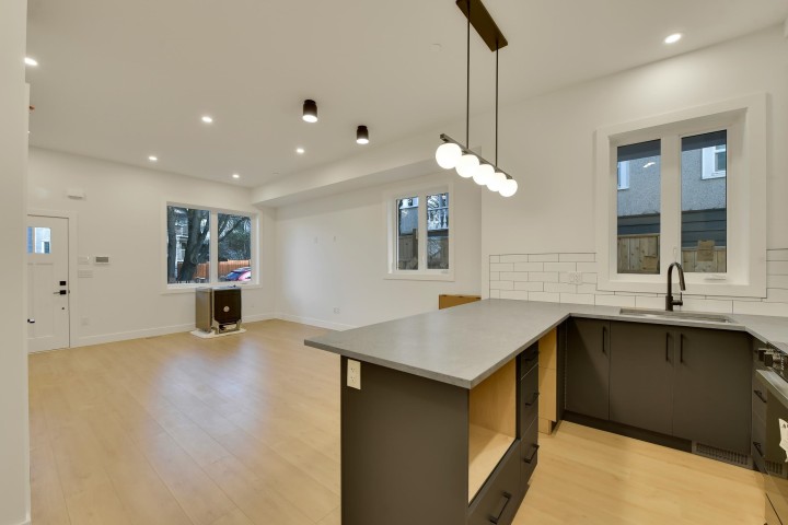 Photo 4 at 1 - 1436 E 1st Avenue, Grandview Woodland, Vancouver East