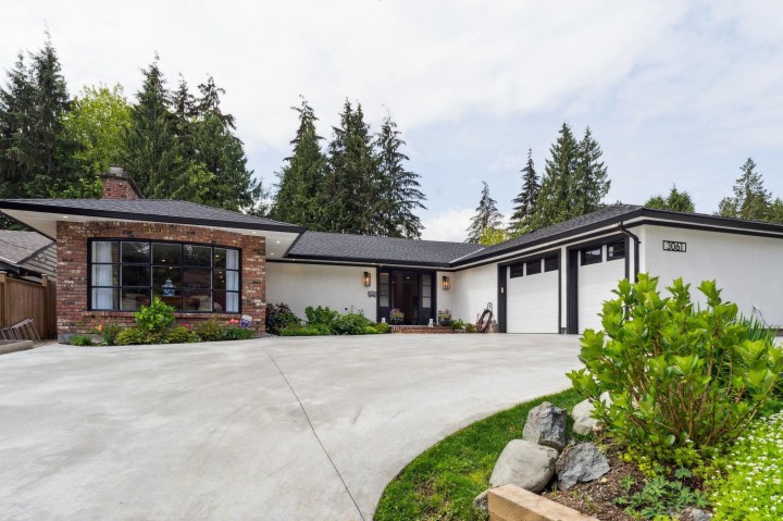 Photo 2 at 3061 Bewicke Avenue, Delbrook, North Vancouver