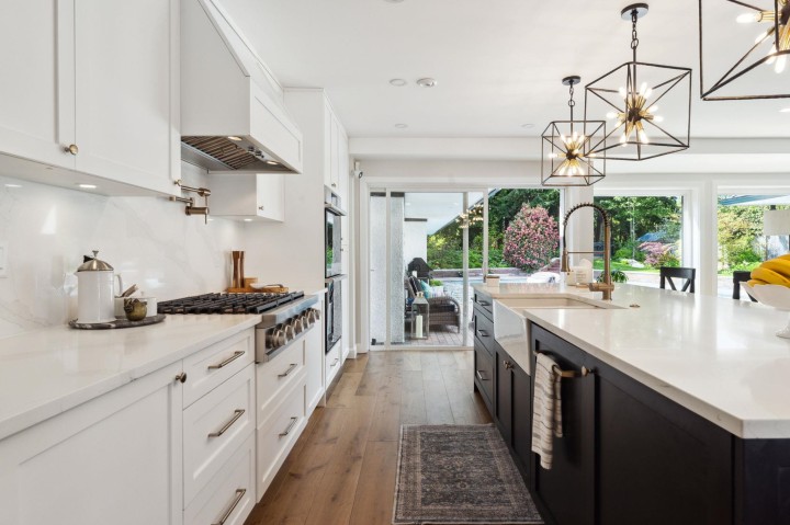 Photo 6 at 3061 Bewicke Avenue, Delbrook, North Vancouver