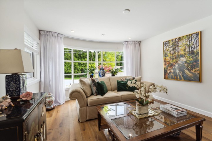 Photo 3 at 3061 Bewicke Avenue, Delbrook, North Vancouver