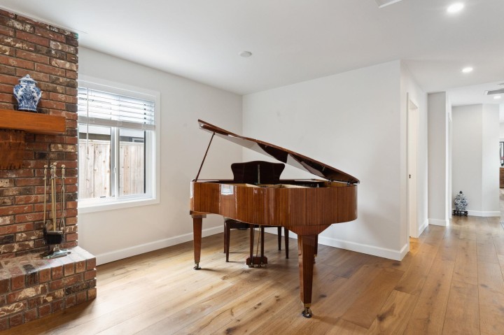 Photo 32 at 3061 Bewicke Avenue, Delbrook, North Vancouver