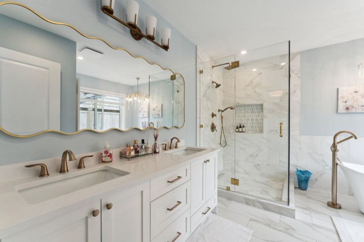 Photo 15 at 3061 Bewicke Avenue, Delbrook, North Vancouver