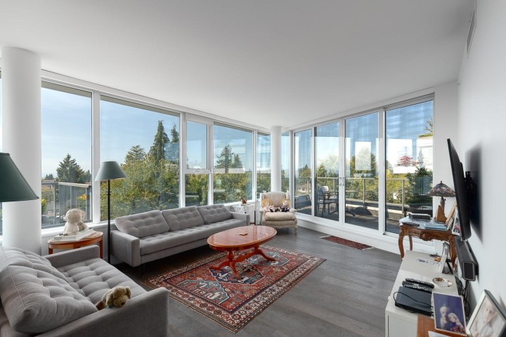 Photo 6 at 501 - 2102 W 48th Avenue, Kerrisdale, Vancouver West