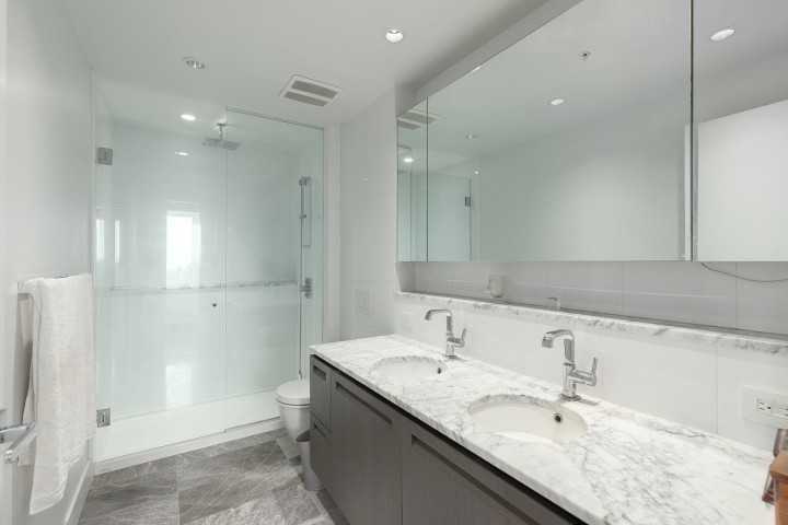 Photo 16 at 501 - 2102 W 48th Avenue, Kerrisdale, Vancouver West