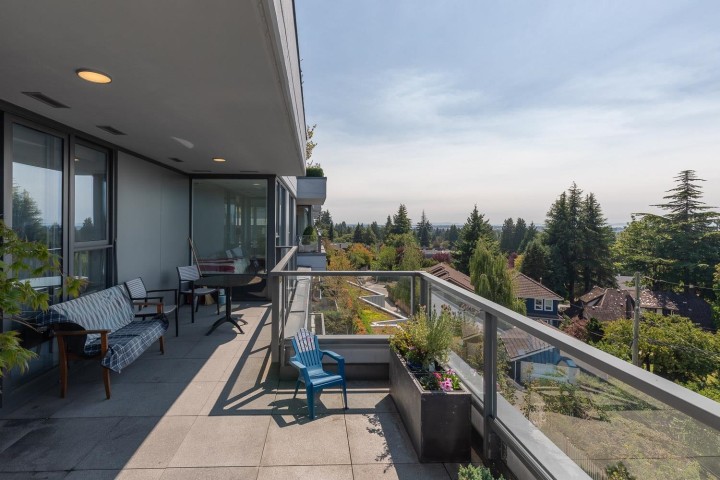 Photo 9 at 501 - 2102 W 48th Avenue, Kerrisdale, Vancouver West