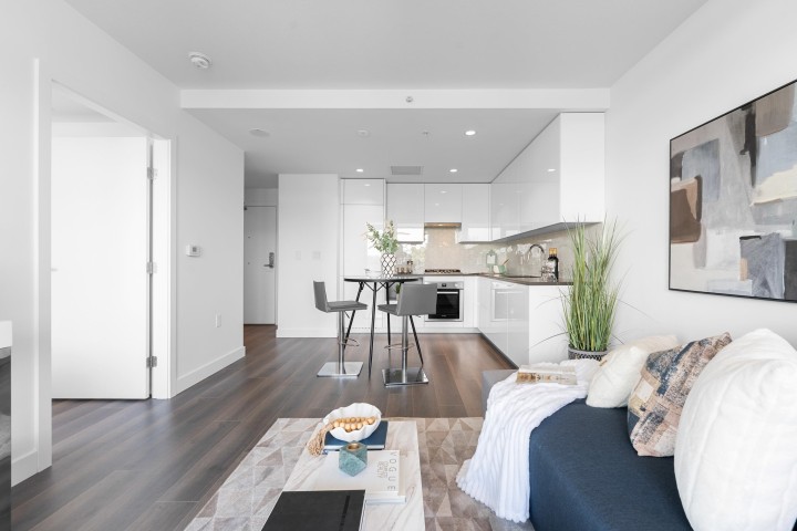 Photo 9 at 405 - 8181 Chester Street, South Vancouver, Vancouver East