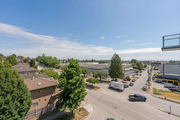 Photo 24 at 405 - 8181 Chester Street, South Vancouver, Vancouver East