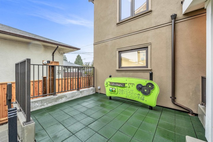 Photo 26 at 1012 W 52nd Avenue, South Granville, Vancouver West