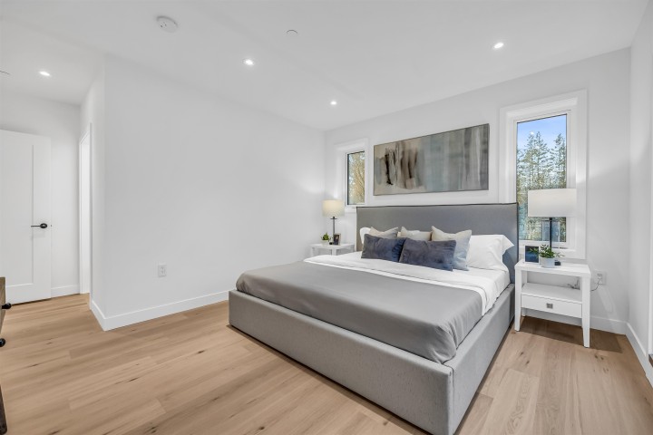 Photo 9 at 1012 W 52nd Avenue, South Granville, Vancouver West