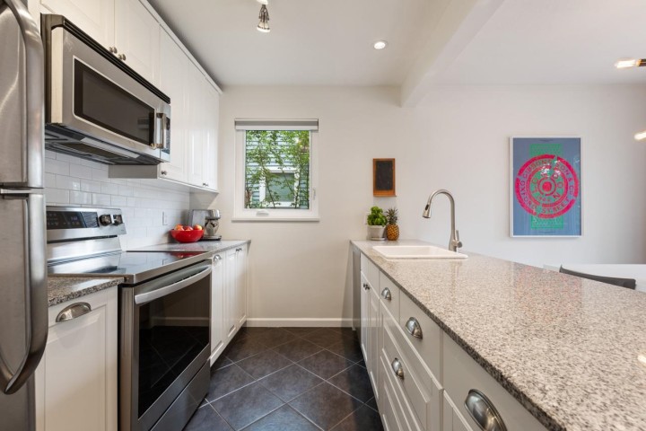 Photo 8 at 103 W 15th Avenue, Mount Pleasant VW, Vancouver West