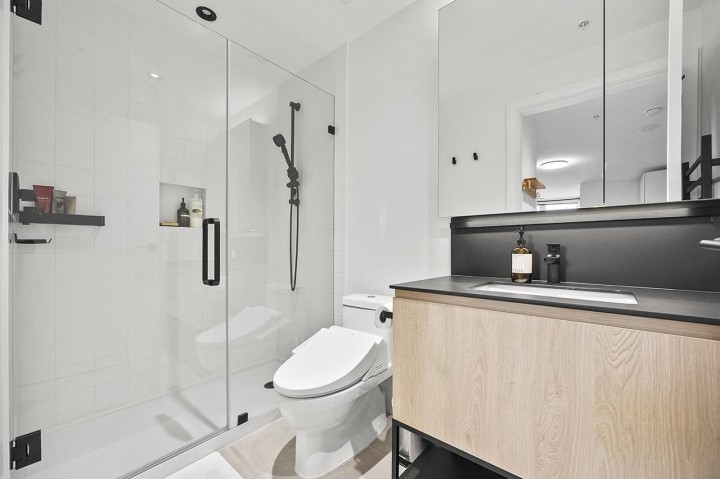 Photo 18 at 3956 Dumfries Street, Knight, Vancouver East