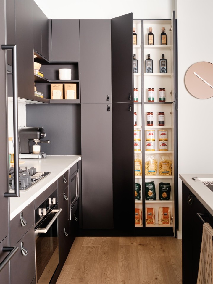 Photo 3 at 205 - 1680 E 12th Avenue, Grandview Woodland, Vancouver East