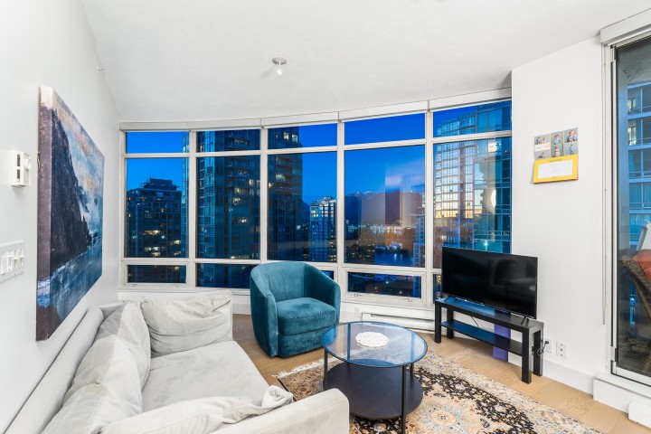 Photo 6 at 2303 - 1200 Alberni Street, West End VW, Vancouver West