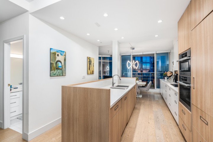 Photo 7 at 2303 - 1200 Alberni Street, West End VW, Vancouver West