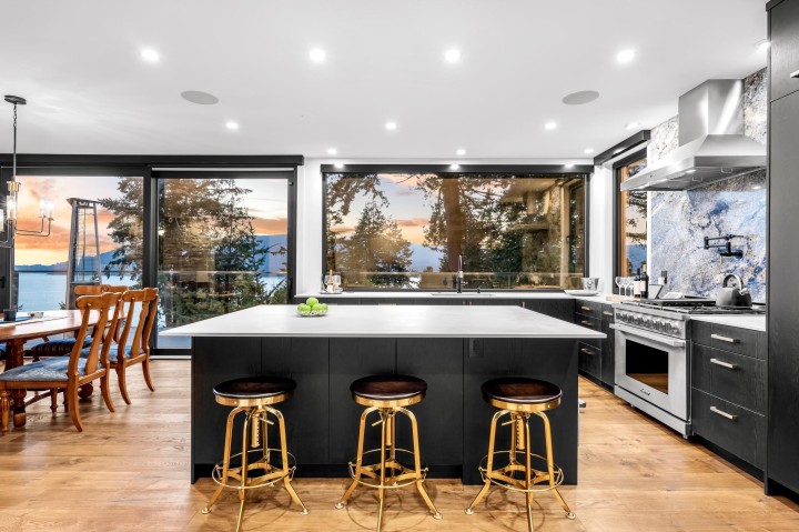 Photo 6 at 6224 St. Georges Place, Gleneagles, West Vancouver