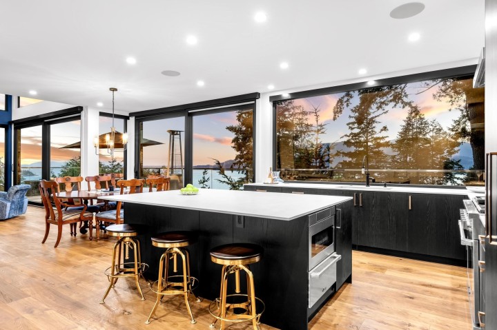 Photo 5 at 6224 St. Georges Place, Gleneagles, West Vancouver