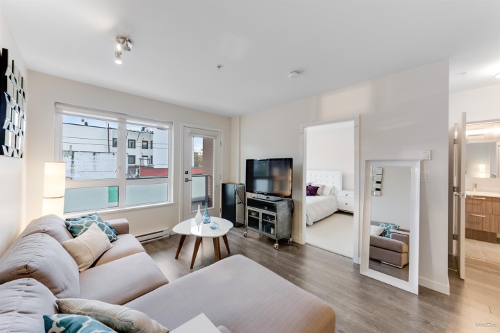 Photo 2 at 204 - 202 E 24th Avenue, Main, Vancouver East