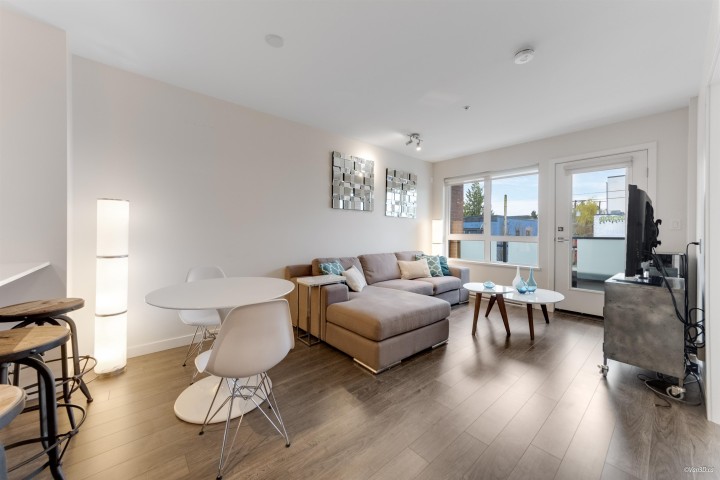 Photo 5 at 204 - 202 E 24th Avenue, Main, Vancouver East