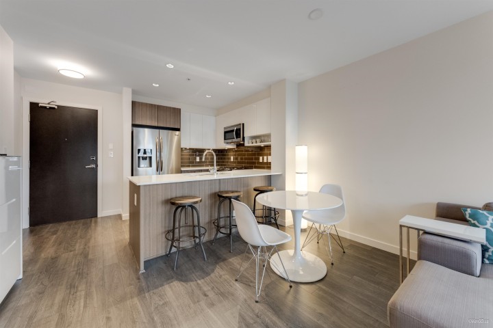 Photo 11 at 204 - 202 E 24th Avenue, Main, Vancouver East