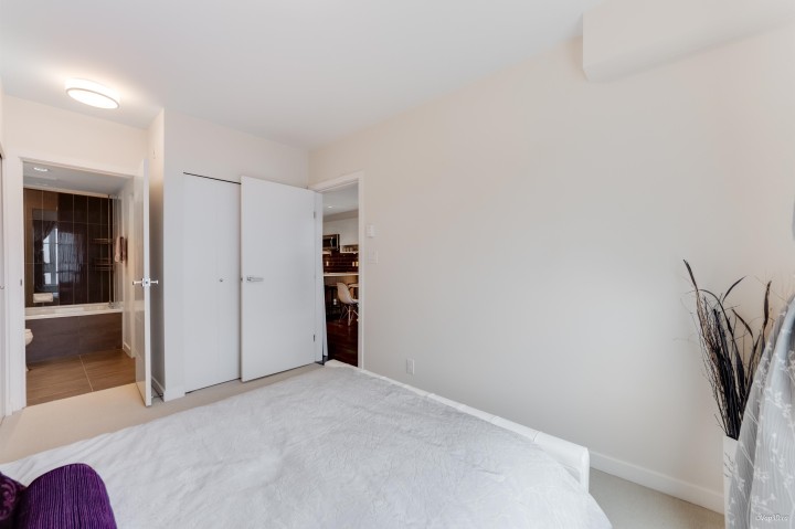 Photo 8 at 204 - 202 E 24th Avenue, Main, Vancouver East