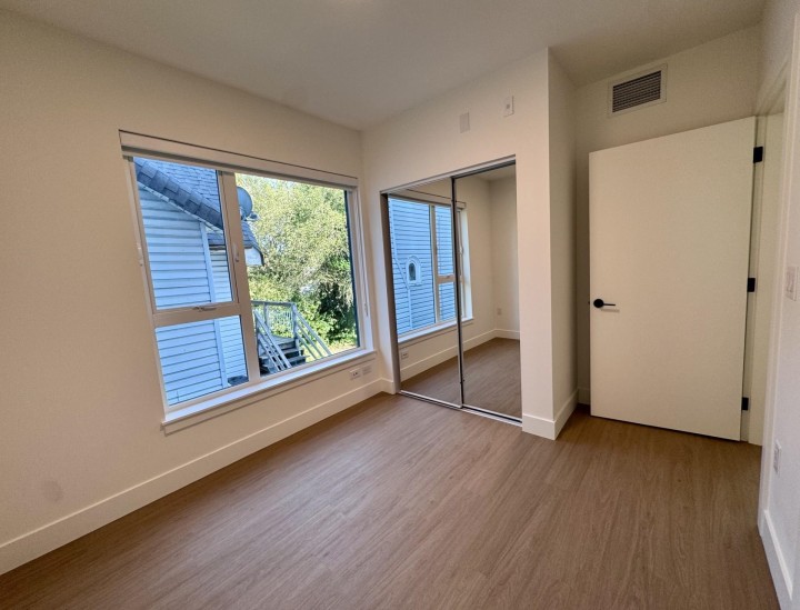 Photo 3 at 203 - 2235 E Broadway, Grandview Woodland, Vancouver East