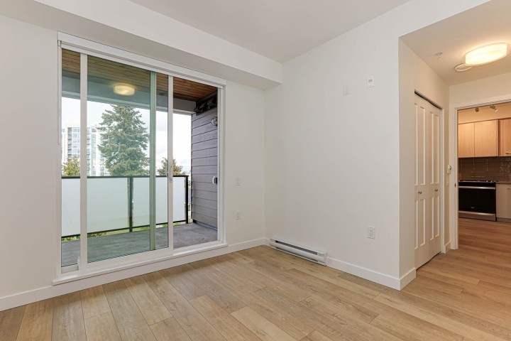 Photo 17 at 411 - 4933 Clarendon Street, Collingwood VE, Vancouver East