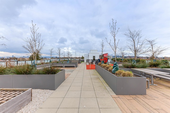 Photo 35 at 411 - 4933 Clarendon Street, Collingwood VE, Vancouver East