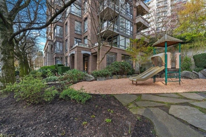 Photo 33 at 103 - 170 W 1st Street, Lower Lonsdale, North Vancouver